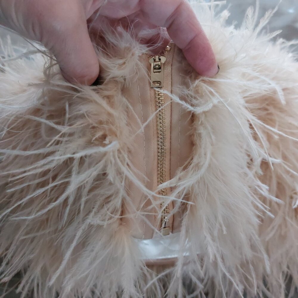 ๐ฅCHIC & SEXY๐ฅ100% OSTRICH FEATHERS BANDEAU CROP TOP in CHAMPAGNE - Picture 9 of 10